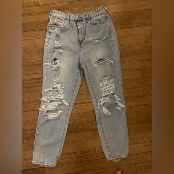 H&M mom jeans!! - Picture 1 of 3